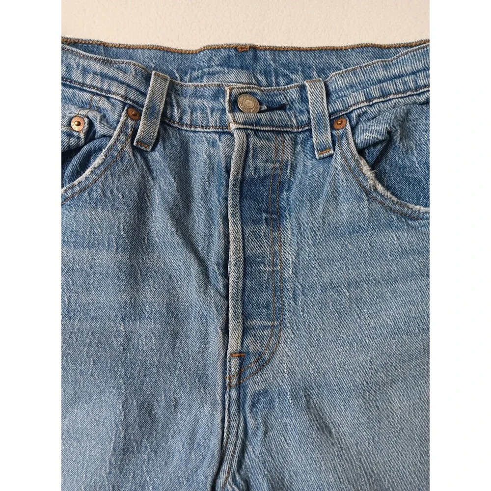 Levi's 501 Jeans Mens W30 L30 Blue Light Wash Distressed Denim Regular Fit